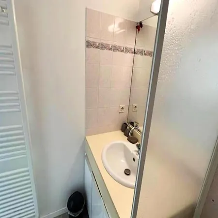 Piscine Proche Plage Apartament *